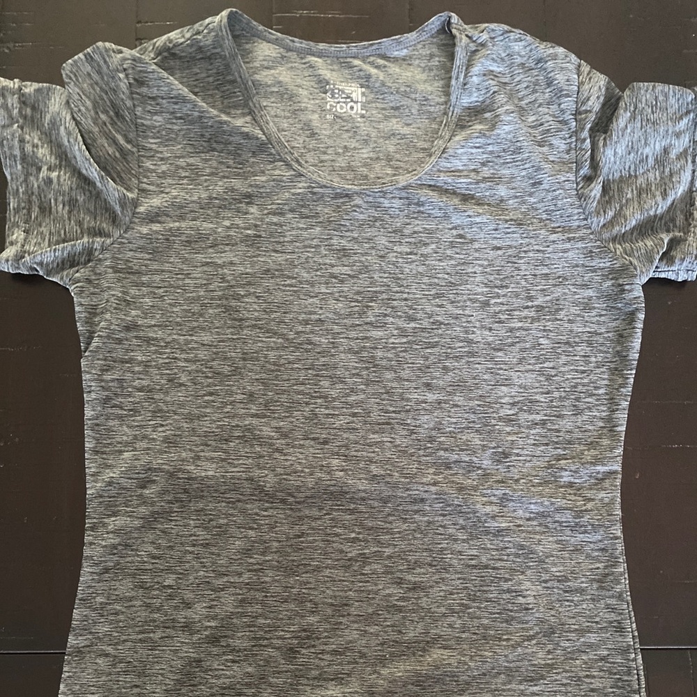 Womens athletic tee